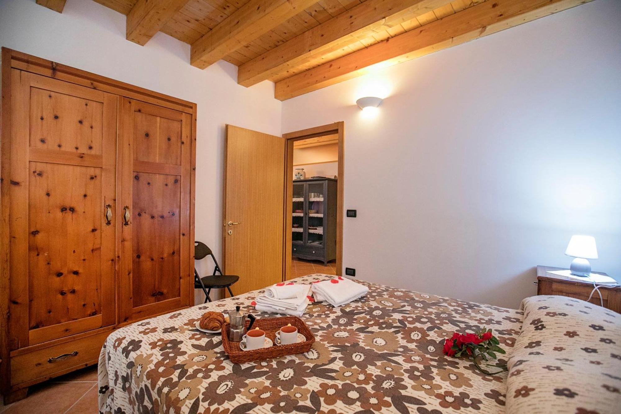 Appartamento Centro Storico Riva Esterno foto