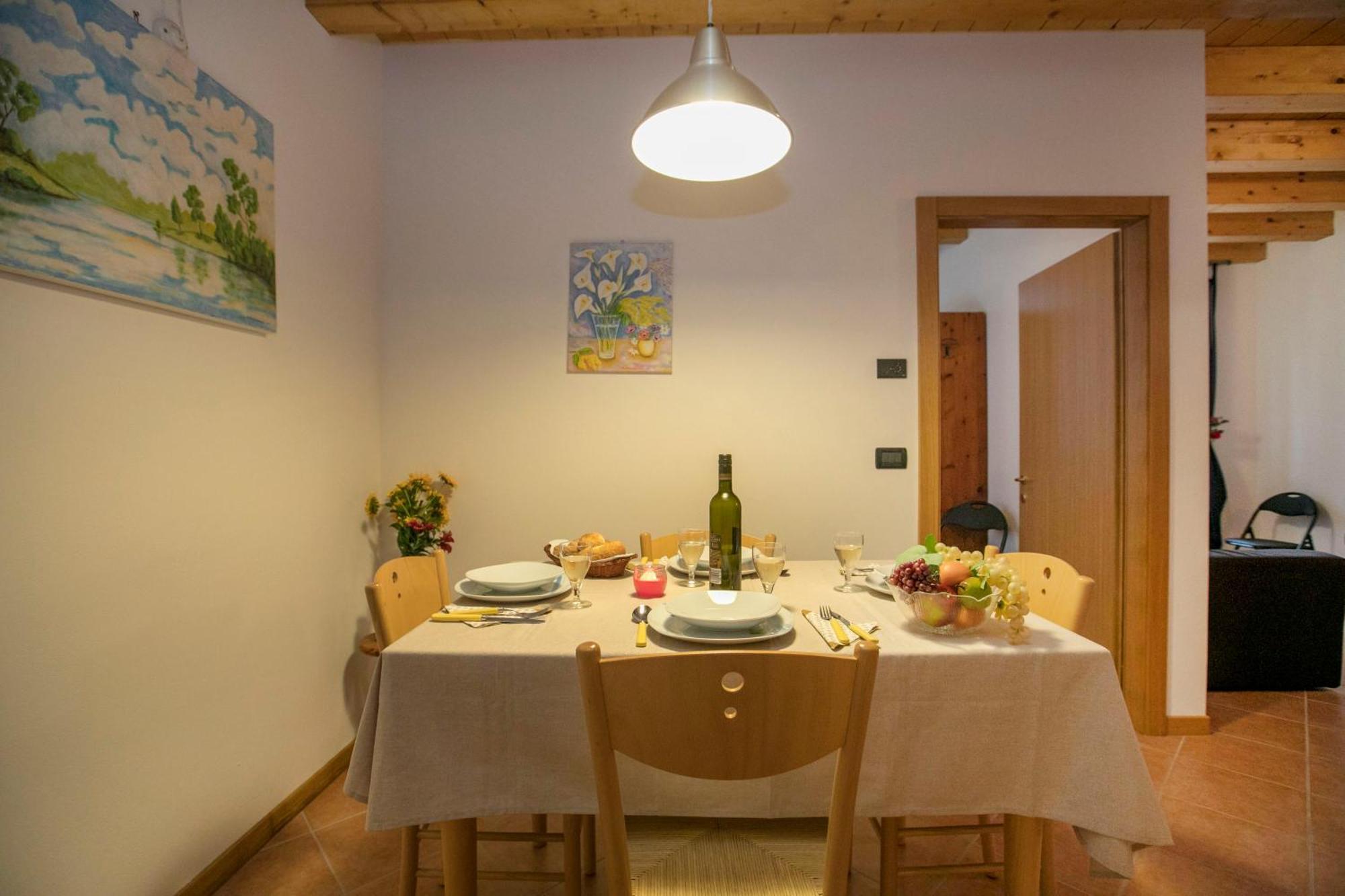 Appartamento Centro Storico Riva Esterno foto